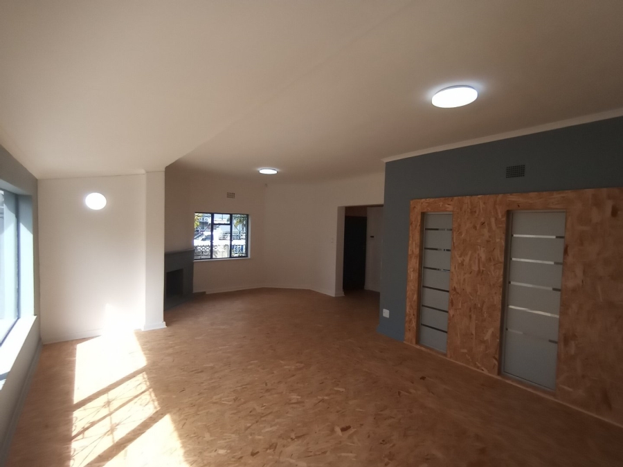 To Let commercial Property for Rent in George Central Western Cape